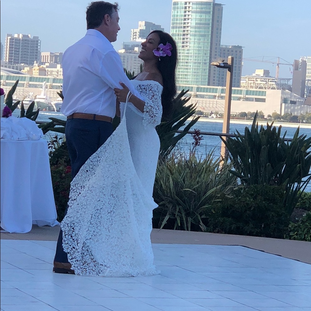 Meet your Posher, Monica